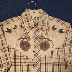 Plaid Western Shirt with Feather Embroidery